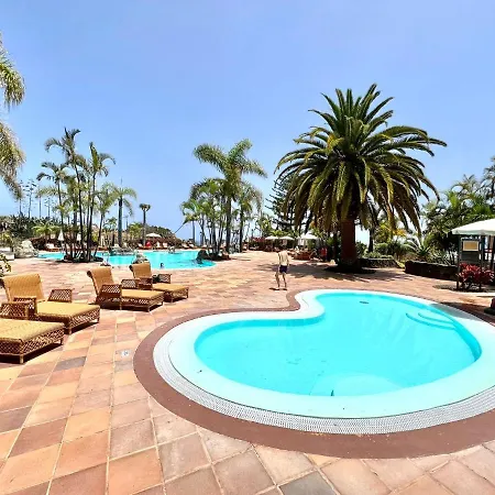Appartement Estandar Un Con Estupenda Vista Y Piscina, Playa Roques