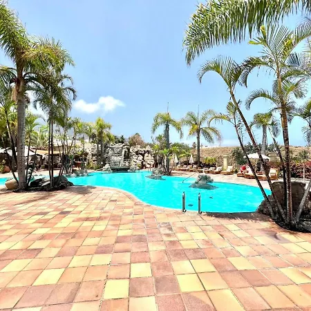 Estandar Un Con Estupenda Vista Y Piscina, Playa Roques لوس رياليخوس