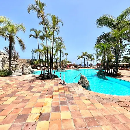 Estandar Un Con Estupenda Vista Y Piscina, Playa Roques شقة